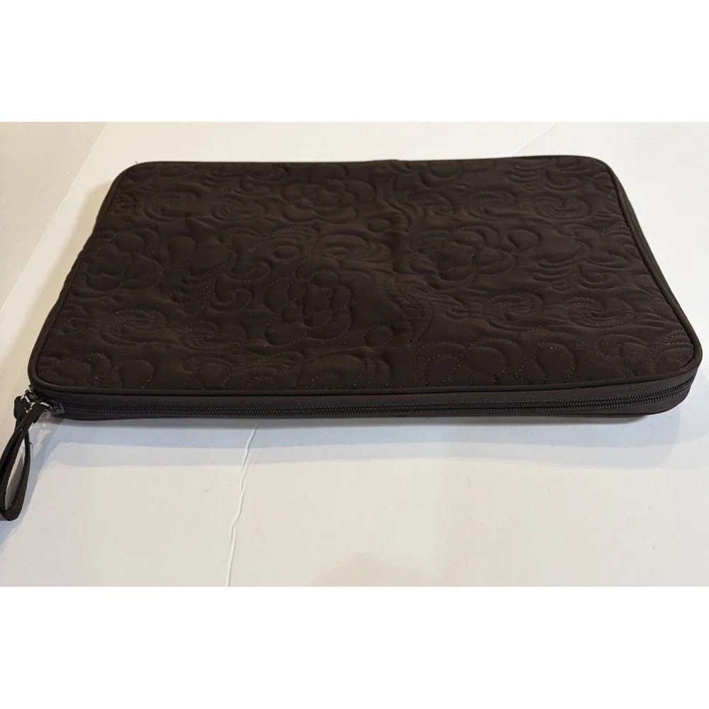 Vera Bradley Classic Quilted Padded Laptop Sleeve Case Brown 17